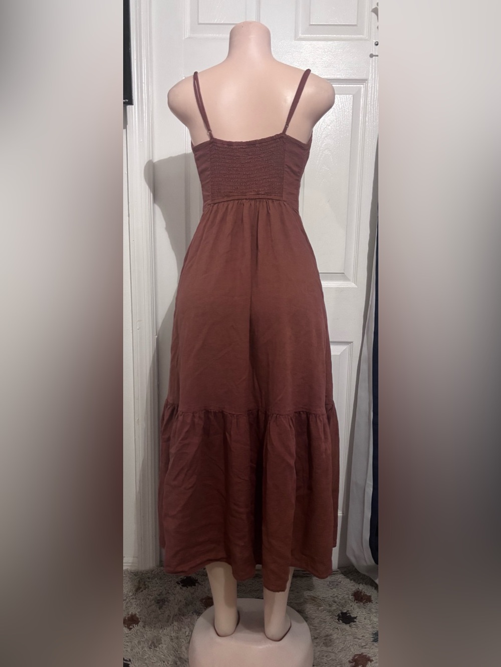 Abercrombie & Fitch Rust Tiered Deep V Maxi Dress - Picture 3 of 10